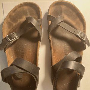 Birkenstock Yara Sandals - Women's 38 (size 8.5)